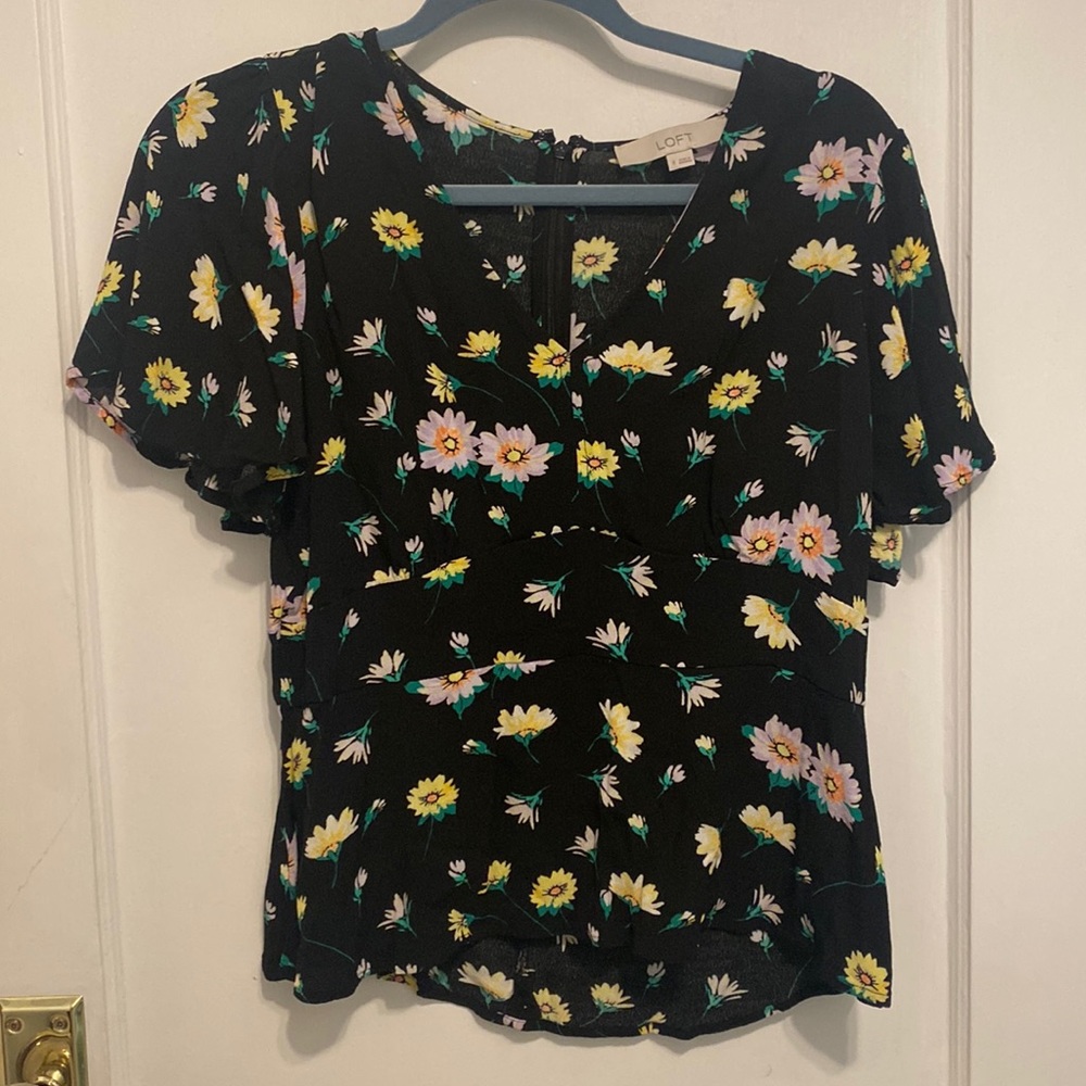 Loft chiffon floral top. Size 8.